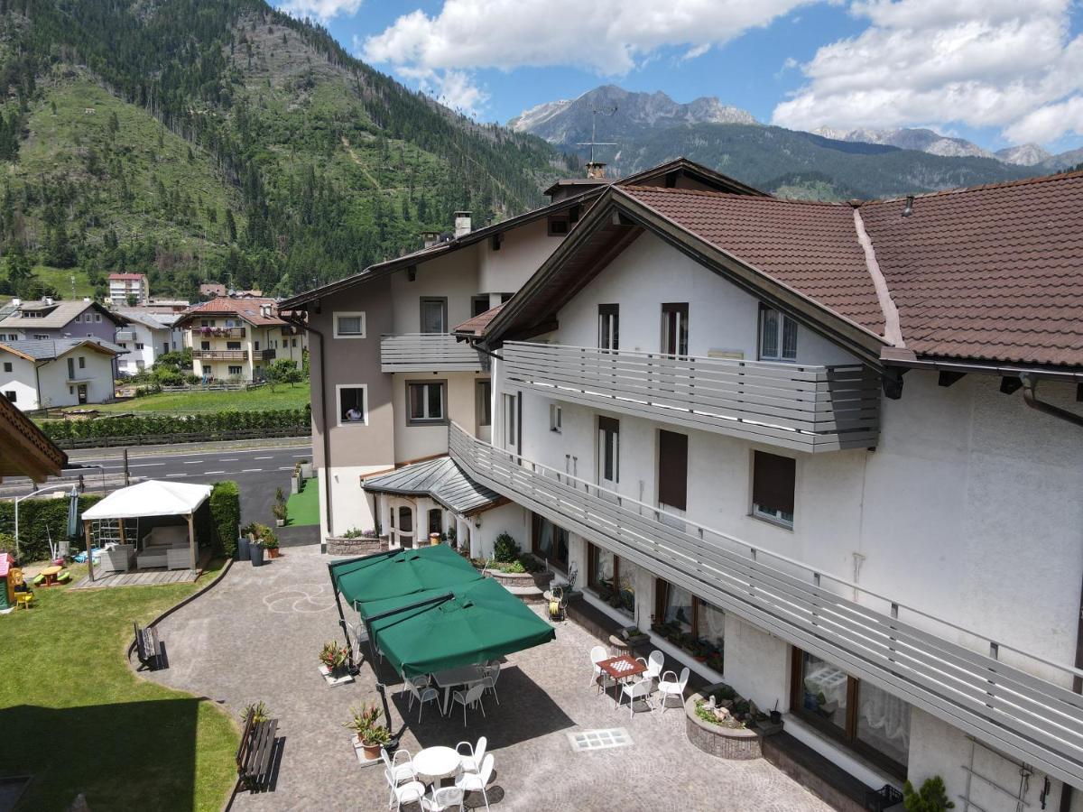 Liz Hotel & Apartments Predazzo Exterior photo