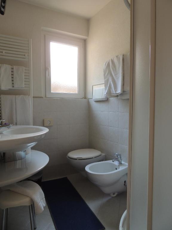 Liz Hotel & Apartments Predazzo Room photo